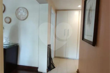 Apartamento à venda com 4 quartos, sendo 1 suíte, em Brooklin Paulista, São Paulo, SP