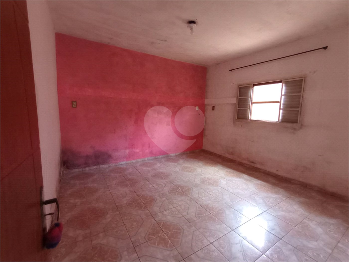 Casa à venda com 2 quartos em Vila Mazzei, Itapetininga, SP
