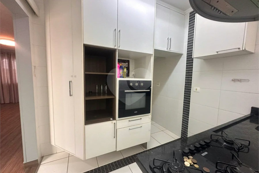 Casa de Condomínio com 3 Quartos e 2 banheiros à Venda, 311 m² por R$ 750.000