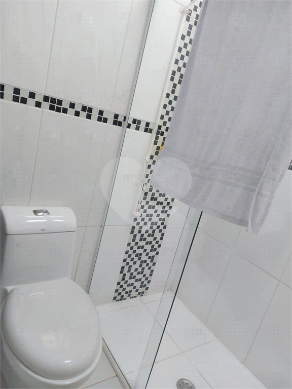 Sobrado à venda com 4 quartos, sendo 3 suítes, em Residencial Novo Horizonte I, Mogi das Cruzes, SP