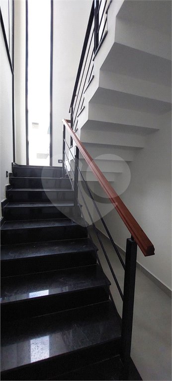 Casa à venda ou para alugar com 5 quartos, sendo 3 suítes, no condomínio Figueira Garden, Atibaia - SP