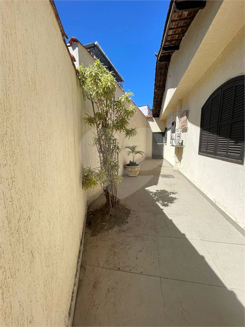 Casa Térrea à venda com 5 quartos, sendo 2 suítes, em Campo Grande, Rio de Janeiro, RJ