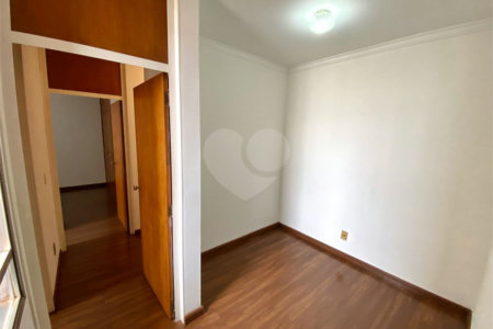 Apartamento à venda com 2 quartos, sendo 1 suíte, no Centro, Ribeirão Preto, SP