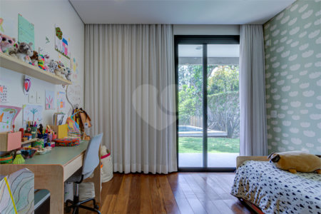 Casa à venda com 3 suítes em Alto da Boa Vista, São Paulo, SP