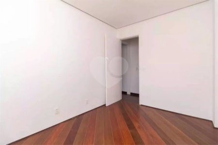 Cobertura à venda ou para alugar com 3 quartos, sendo 1 suíte,  em Vila Clementino, São Paulo, SP