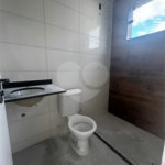 Casa à venda com 2 suítes no condomínio Residencial Camila, Rio de Janeiro - RJ