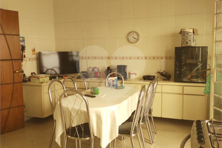 Sobrado à venda com 3 quartos, sendo 1 suíte, em Palmas do Tremembé, São Paulo, SP