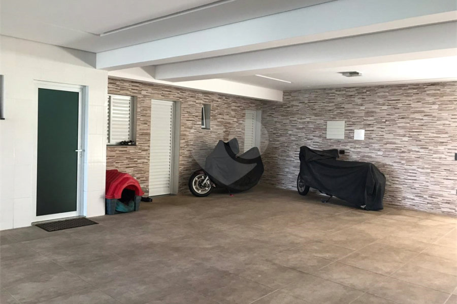 Casa à venda com 4 suítes no condomínio Mirante do Horto, São Paulo - SP