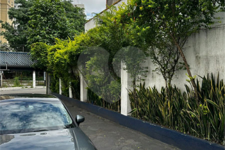 Sobrado à venda ou para alugar em Vila Mariana, São Paulo, SP