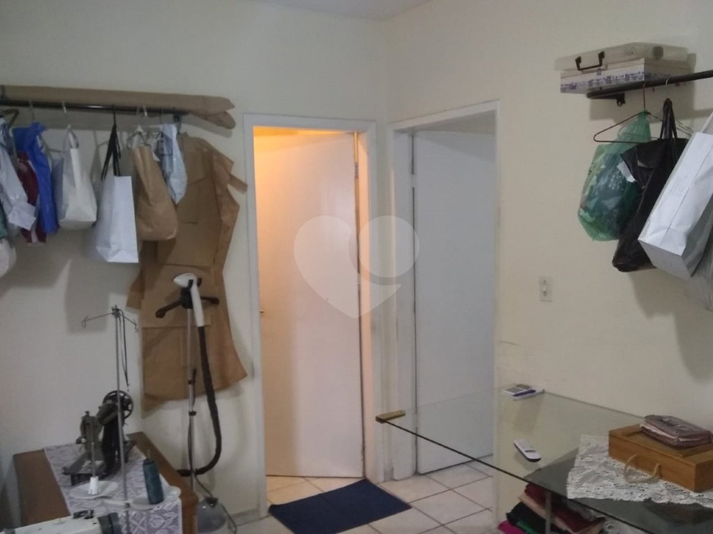 Sobrado à venda com 4 quartos, sendo 1 suíte,  em Indianópolis, São Paulo, SP