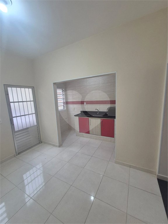 Casa à venda com 2 quartos, sendo 1 suíte,  em Vila Maricy, Guarulhos, SP