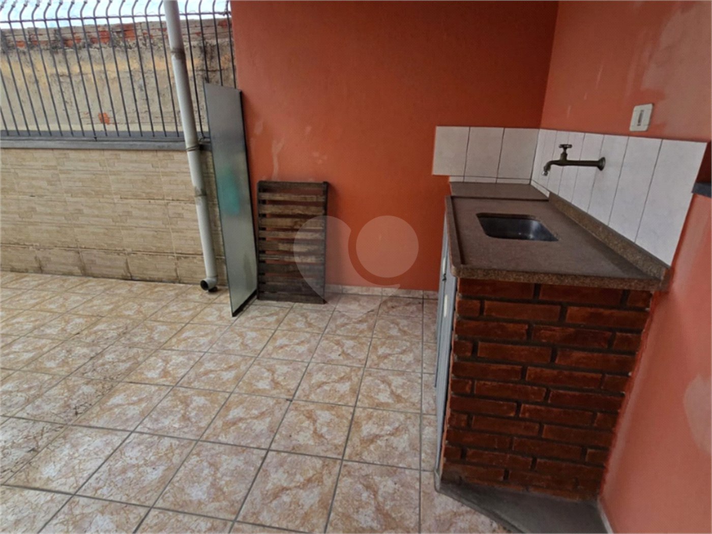 Casa à venda com 3 quartos, sendo 1 suíte, em Vila Pereira Cerca, São Paulo, SP