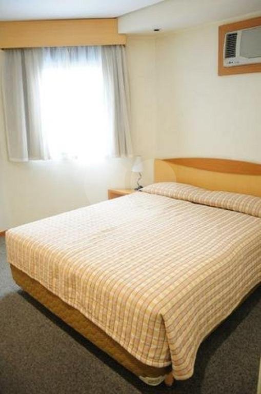 Flat à venda com 1 quarto em Santana, São Paulo, SP