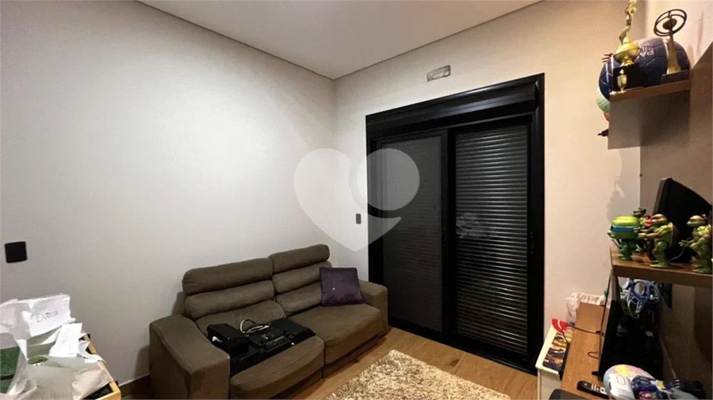 Casa térrea com 3 amplas suítes, á venda no Condomínio Morada do Engenho em Piracicaba/SP.