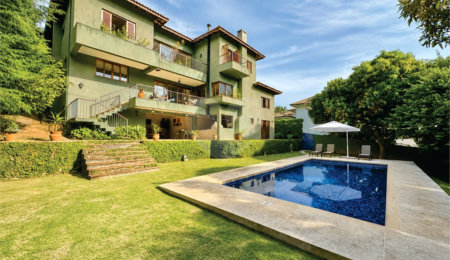 Casa à venda com 4 suítes no condomínio Cond Euroville, Carapicuíba - SP