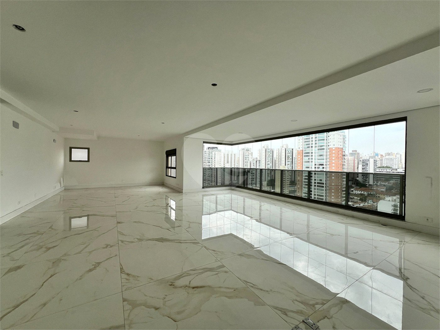 Apartamento à venda com 3 suítes em Perdizes, São Paulo, SP