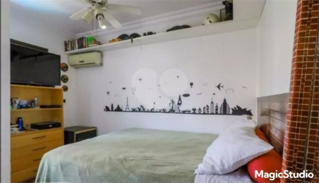 Apartamento com 187m² , 4 dormitórios , sendo 1 suíte , 3 vagas , para locação na Vila Mariana.