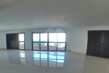 Apartamento à venda com 3 suítes em Vila Suzana, São Paulo, SP