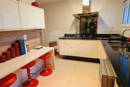 Apartamento à venda ou para alugar com 4 suítes em Santa Teresinha, São Paulo, SP