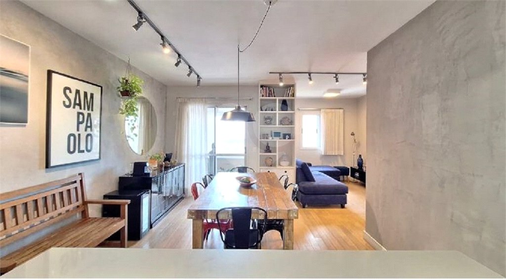 Apartamento à venda com 2 quartos, sendo 1 suíte, em Água Branca, São Paulo, SP