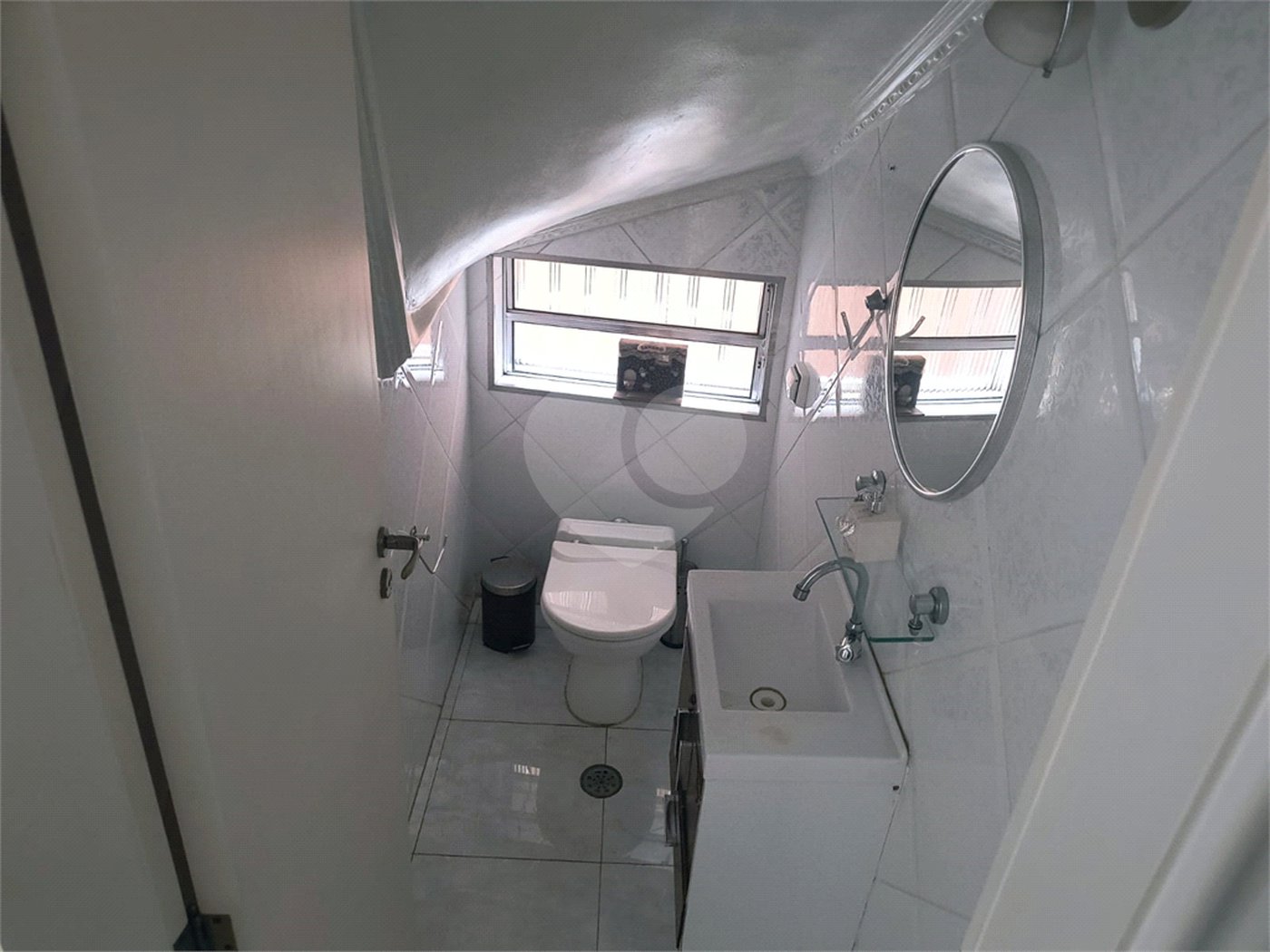 Sobrado à venda com 3 quartos, sendo 1 suíte,  em Vila Palmeiras, São Paulo, SP