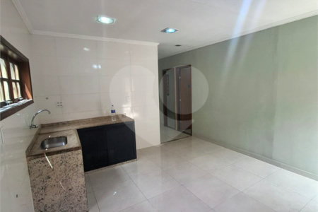 Casa Térrea à venda com 3 quartos, sendo 1 suíte, em Campo Grande, Rio de Janeiro, RJ