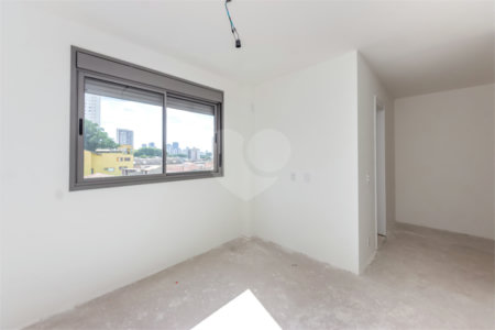 Apartamento à venda com 3 suítes em Vila Gomes Cardim, São Paulo, SP