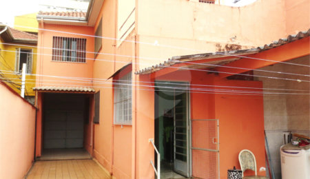 Sobrado à venda com 4 quartos, sendo 1 suíte, em Cambuci, São Paulo, SP