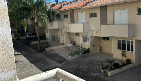 Casa à venda com 3 quartos, sendo 1 suíte,  no condomínio Village St. Louis, São Paulo - SP