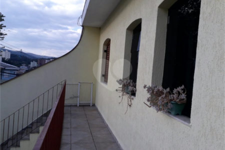 Casa à venda com 4 quartos, sendo 1 suíte,  em Água Fria, São Paulo, SP