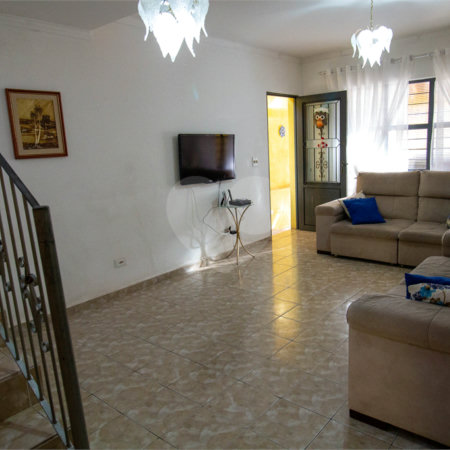 Casa à venda com 2 quartos em Jardim Brasil, São Roque, SP