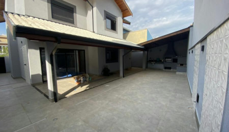 Casa à venda com 3 quartos, sendo 1 suíte,  no condomínio Jardim Flamboyant, Hortolândia - SP