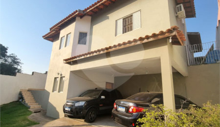 Casa à venda com 3 quartos, sendo 1 suíte,  em Vila Capuava, Valinhos, SP