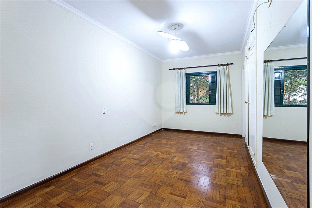 Casa à venda com 3 quartos, sendo 1 suíte, em Chácara Santo Antônio, São Paulo, SP