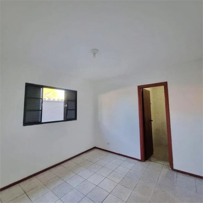 Casa à venda com 3 quartos, sendo 1 suíte, em Jardim Arpoador, São Paulo, SP