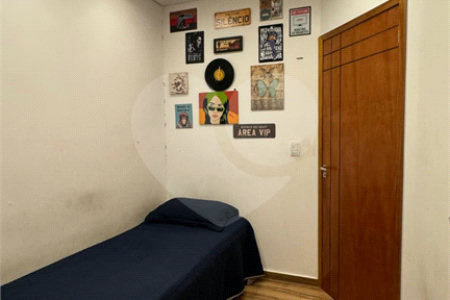 Sobrado à venda com 3 quartos, sendo 1 suíte, em Vila Mazzei, São Paulo, SP