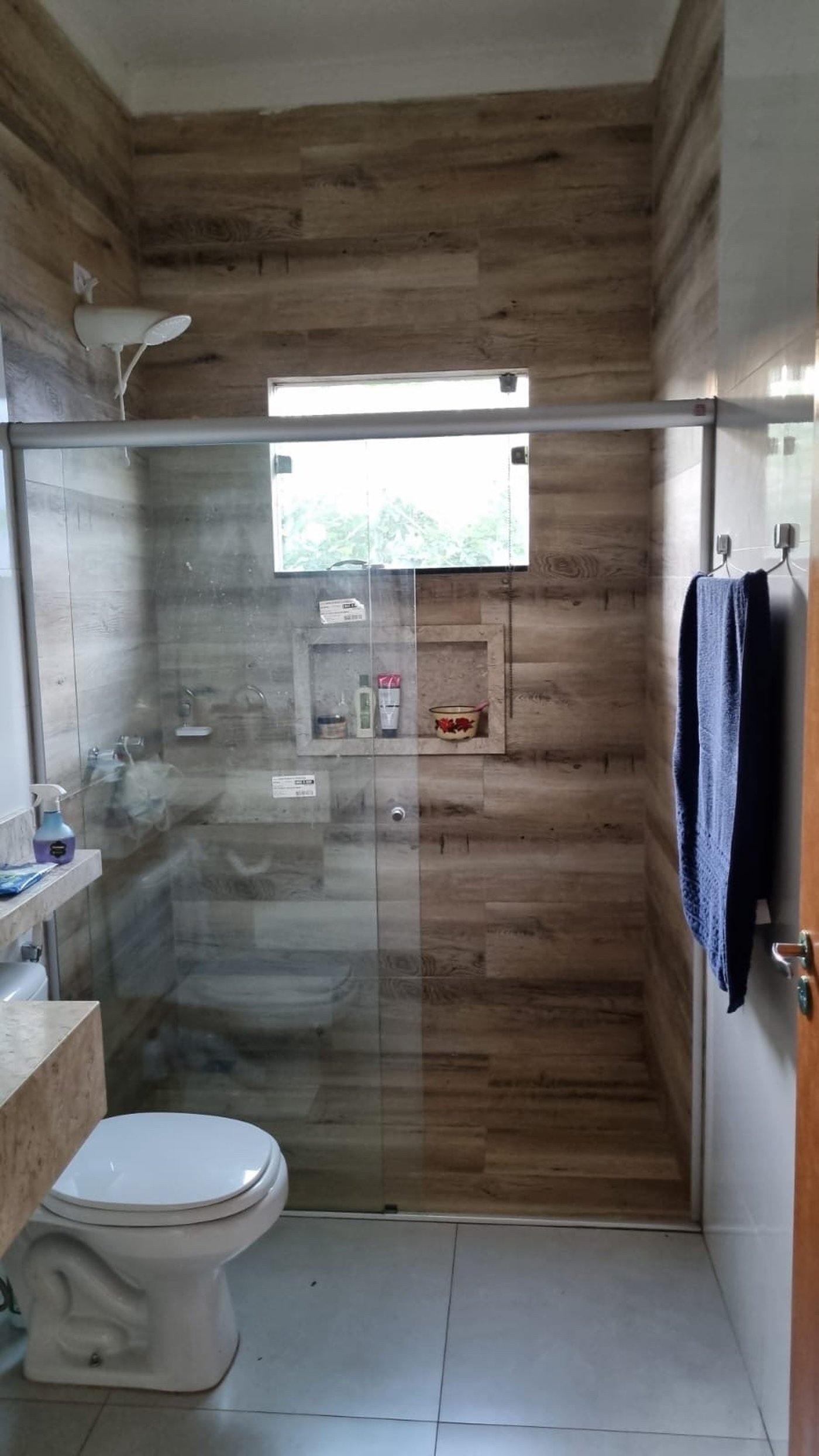Sobrado à venda com 3 quartos, sendo 1 suíte,  em Jardim Alvorada, Três Lagoas, MS