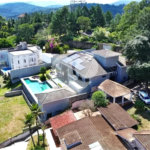 Casa à venda com 5 suítes no condomínio Alpes da Cantareira, Mairiporã - SP