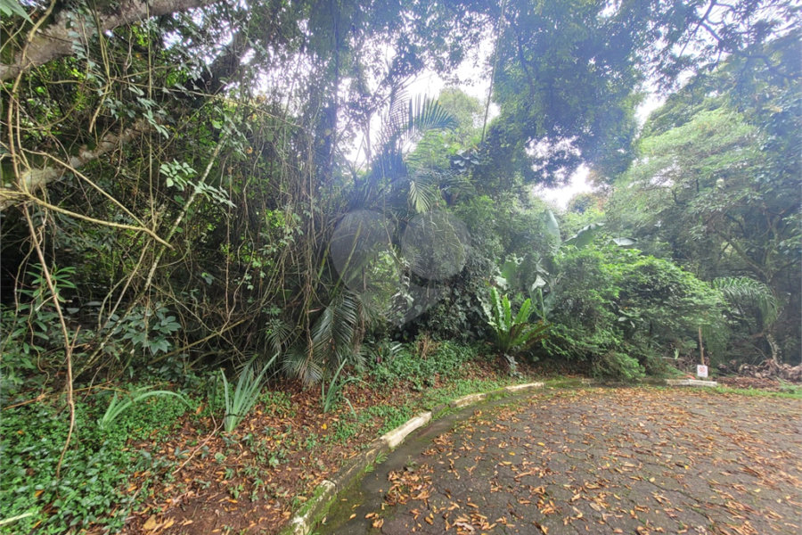 Terreno à venda no condomínio Alpes da Cantareira, Mairiporã - SP