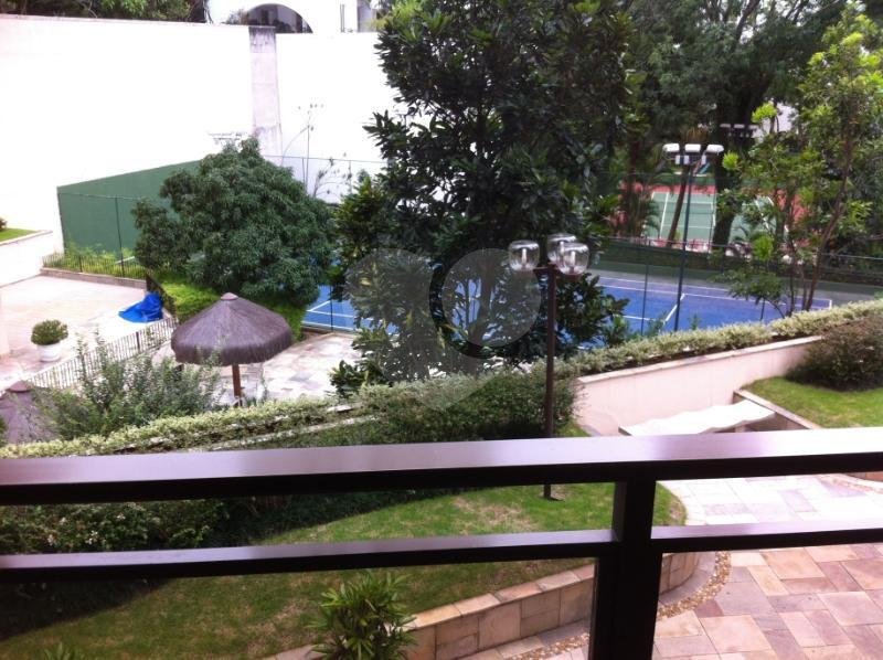 Apartamento à venda com 4 suítes em Real Parque, São Paulo, SP