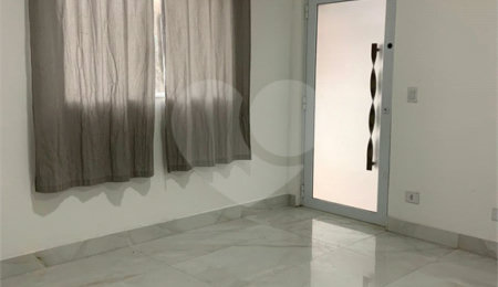 Casa em condomínio à venda com 2 quartos, sendo 1 suíte,  em Conjunto Bom Pastor, Mogi das Cruzes, SP