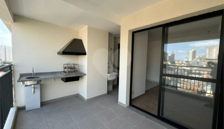 Flat à venda com 2 quartos em Vila Firmiano Pinto, São Paulo, SP