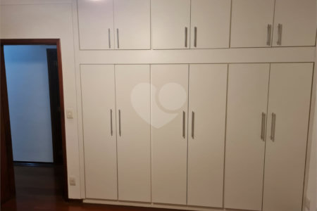 Apartamento à venda com 3 quartos, sendo 1 suíte,  em Vila Angeli, Valinhos, SP