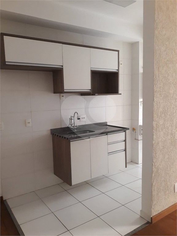 Apartamento à venda ou para alugar com 2 quartos, sendo 1 suíte, em Jardim Carambeí, São Roque, SP