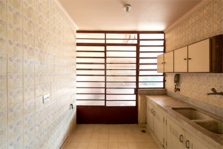 Casa à venda com 4 quartos, sendo 2 suítes, em Perdizes, São Paulo, SP