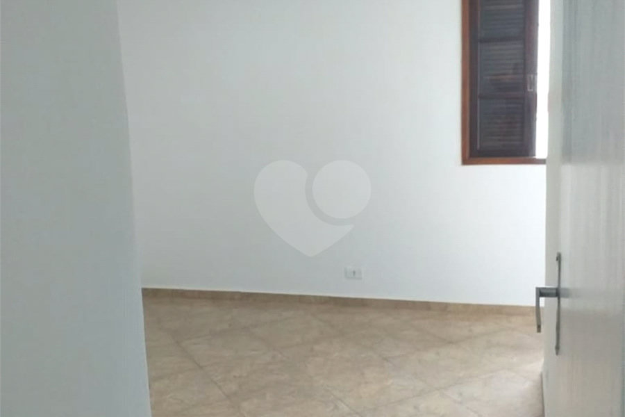 Sobrado à venda com 2 quartos em Vila das Palmeiras, Guarulhos, SP
