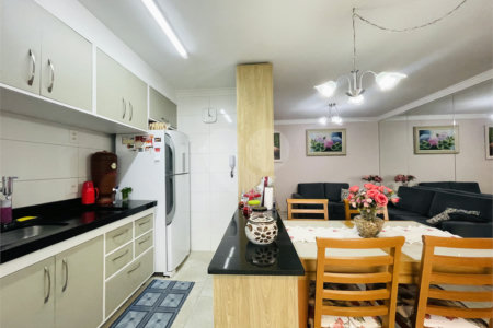 Apartamento à venda com 2 suítes em Vila Scarpelli, Santo André, SP