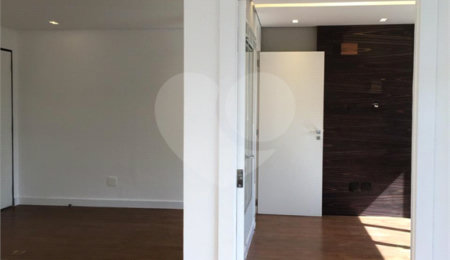 Sala à venda em Vila Mariana, São Paulo, SP