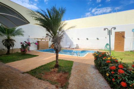 Casa à venda com 3 quartos, sendo 1 suíte,  em Cidade Jardim, Araraquara, SP