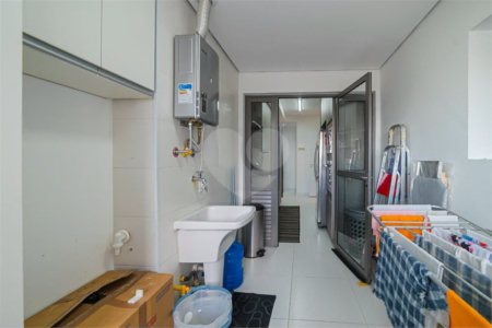 Apartamento à venda, 160m², 4 dormitórios, sendo 3 suítes, 2 vagas de garagem!